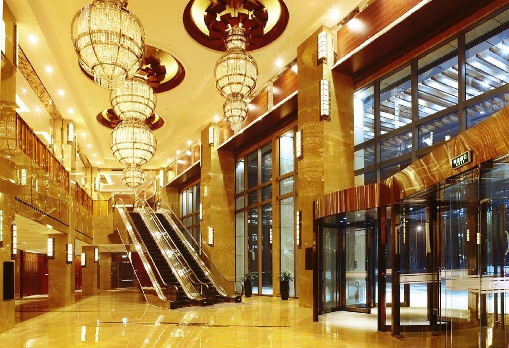 Kun Tai Glory Hotel Beijing Wangjing Екстериор снимка