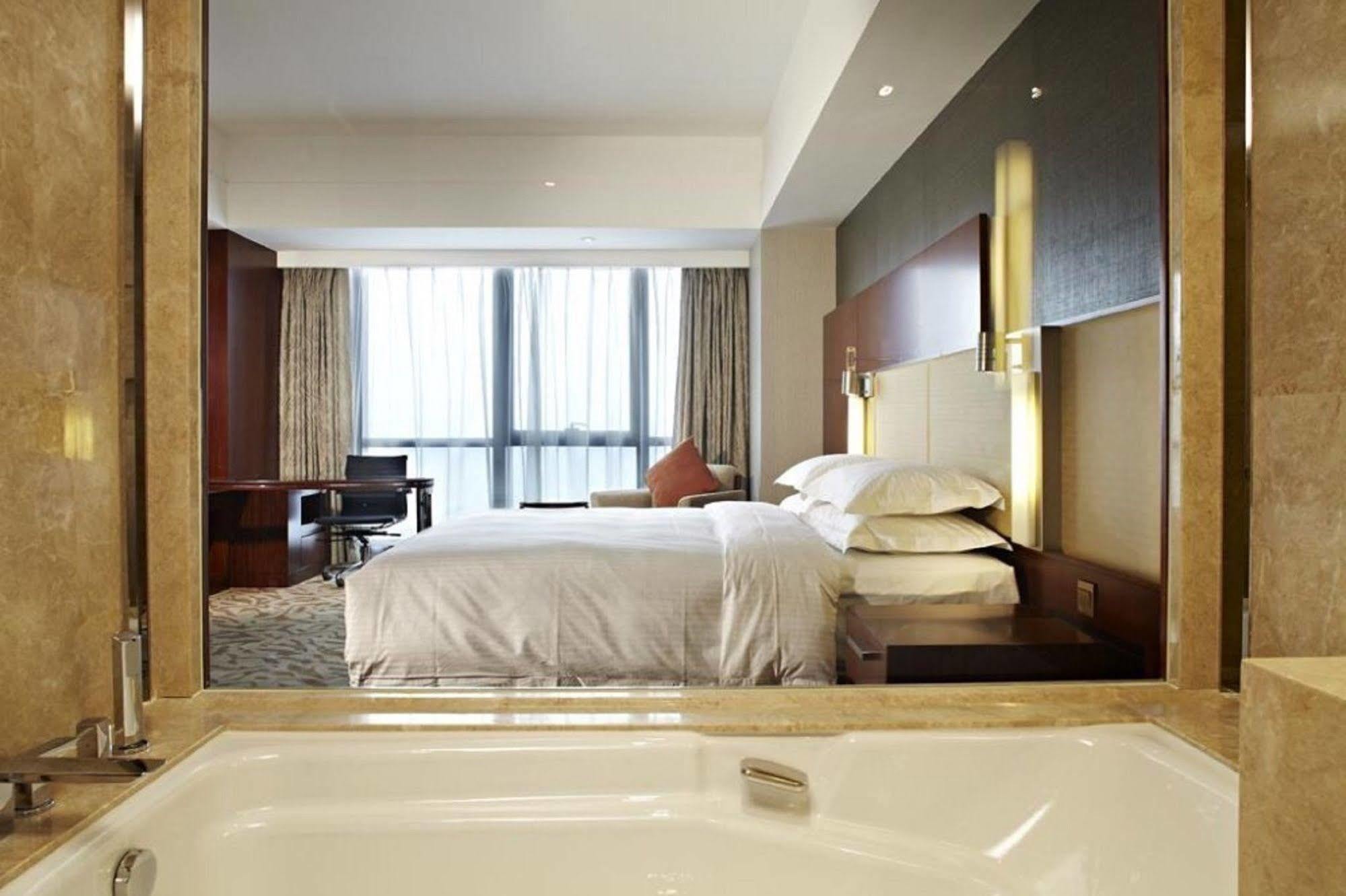 Kun Tai Glory Hotel Beijing Wangjing Екстериор снимка