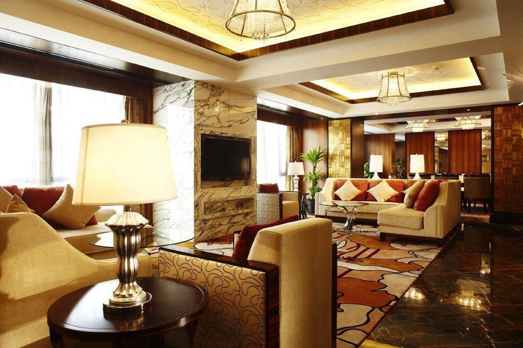 Kun Tai Glory Hotel Beijing Wangjing Екстериор снимка
